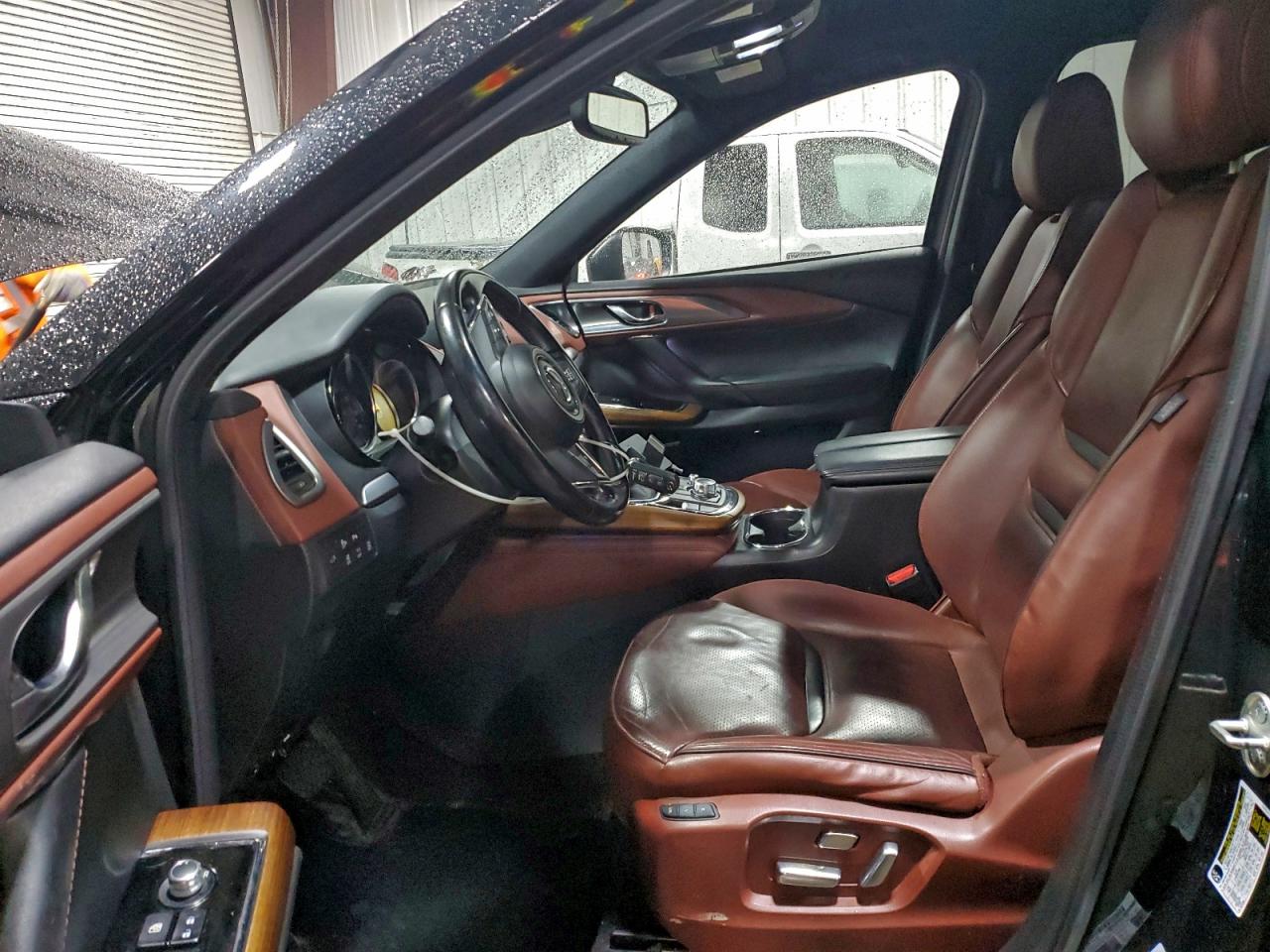 Mazda Cx Signature Image 2