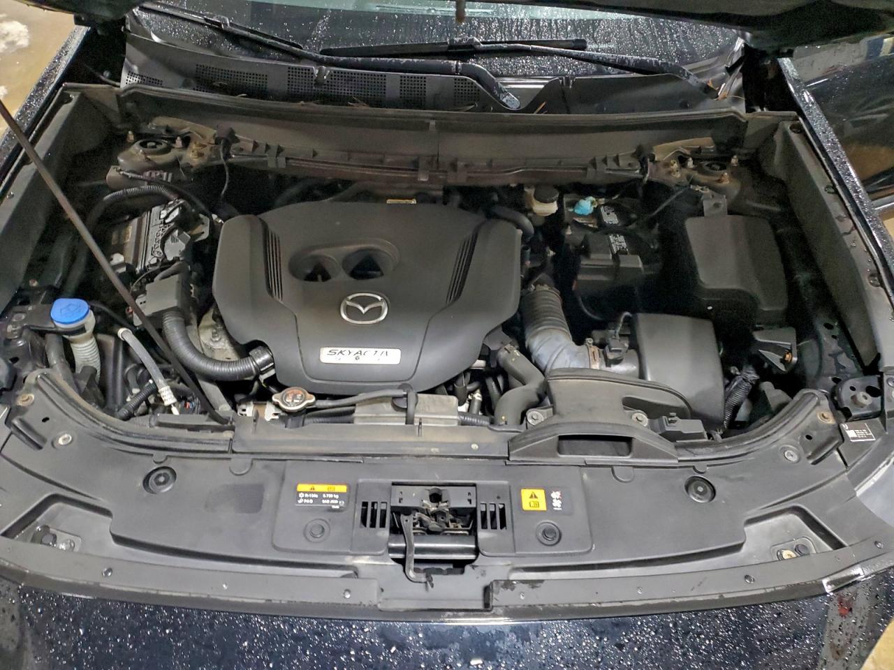 Mazda Cx Signature Image 8