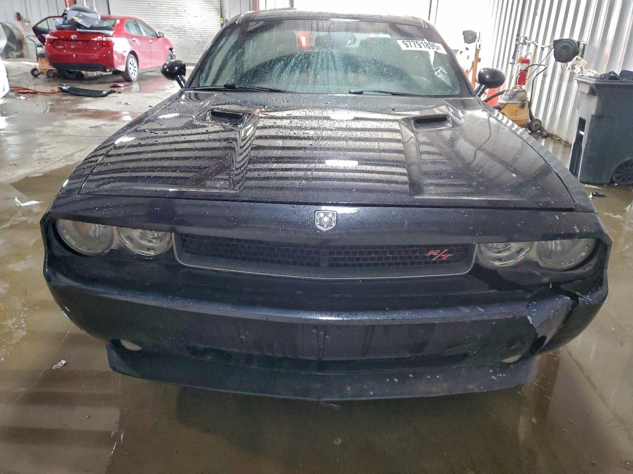 Dodge Challenger R/t Image 11