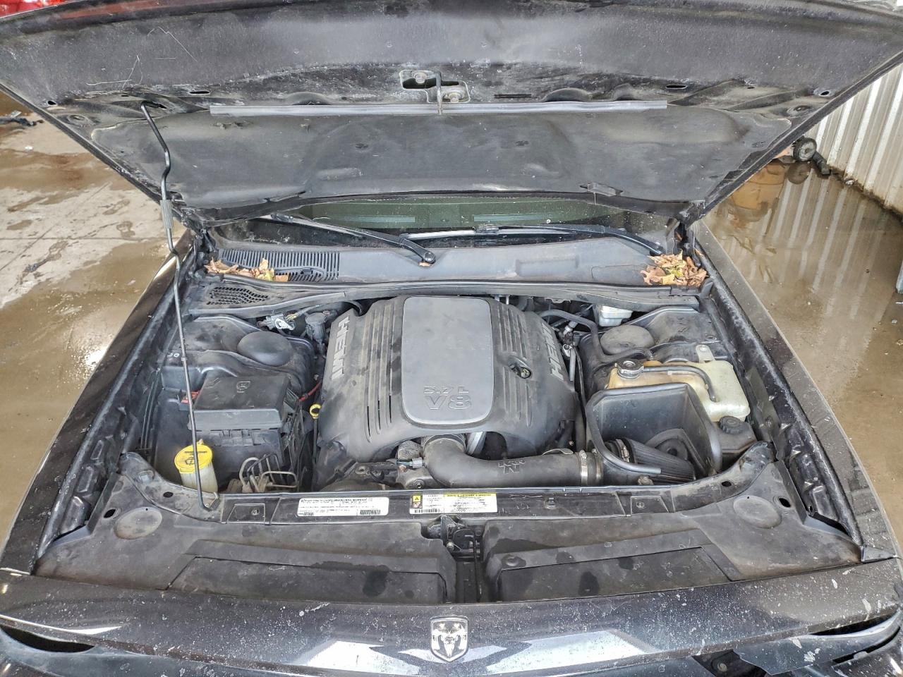 Dodge Challenger R/t Image 8