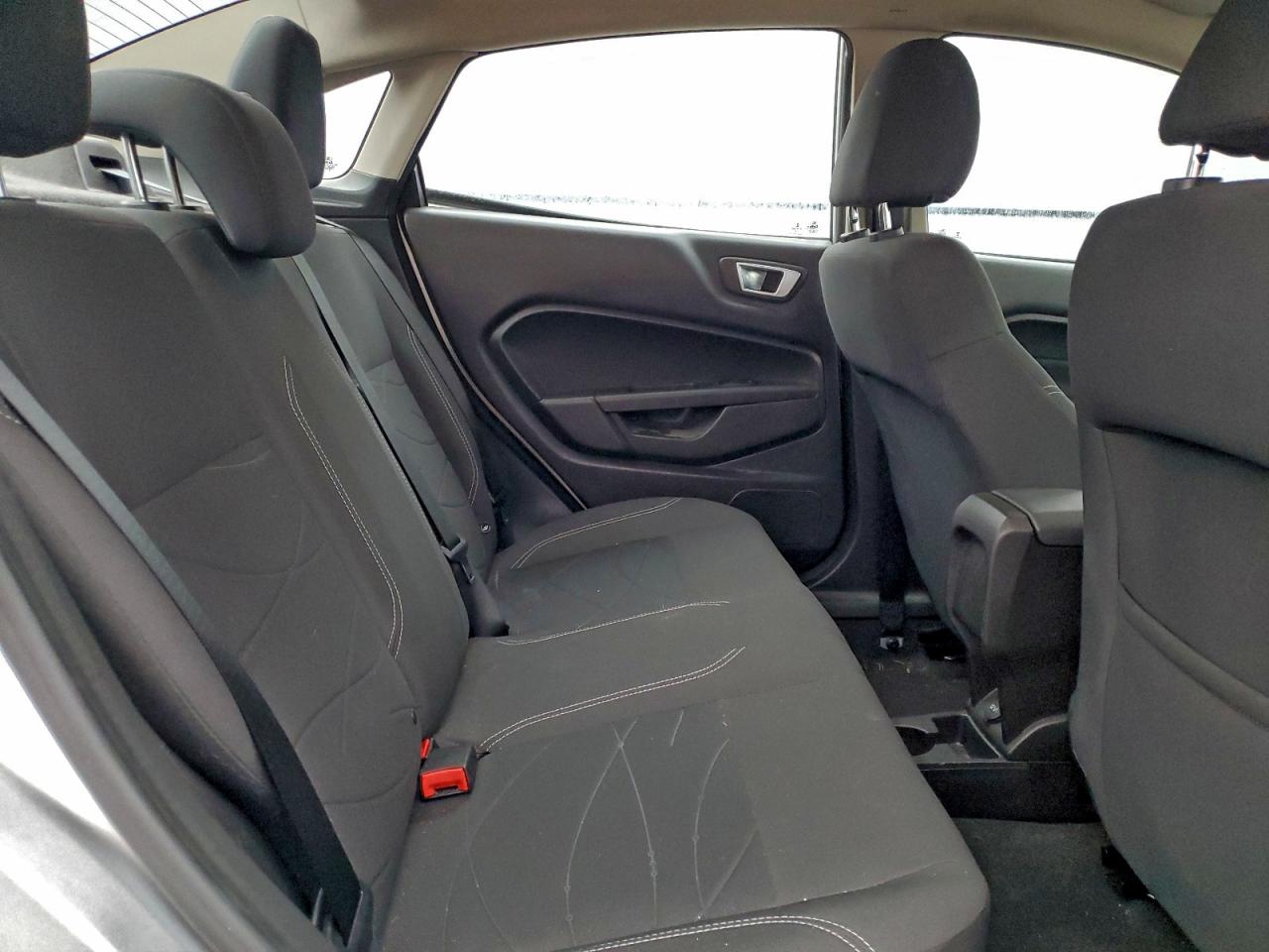 Ford Fiesta Se Image 4