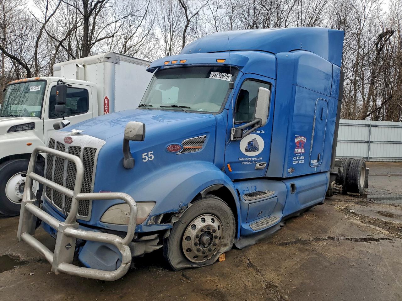 Peterbilt 579 Image 5