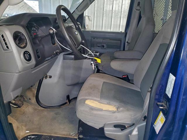 Ford Econoline E350 Super Duty Van Image 6