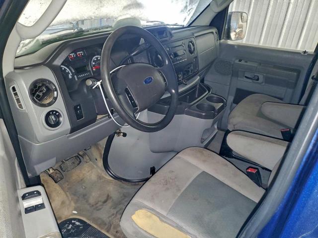 Ford Econoline E350 Super Duty Van Image 12