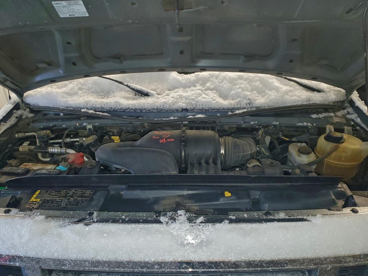 Ford Econoline E350 Super Duty Van Image 10