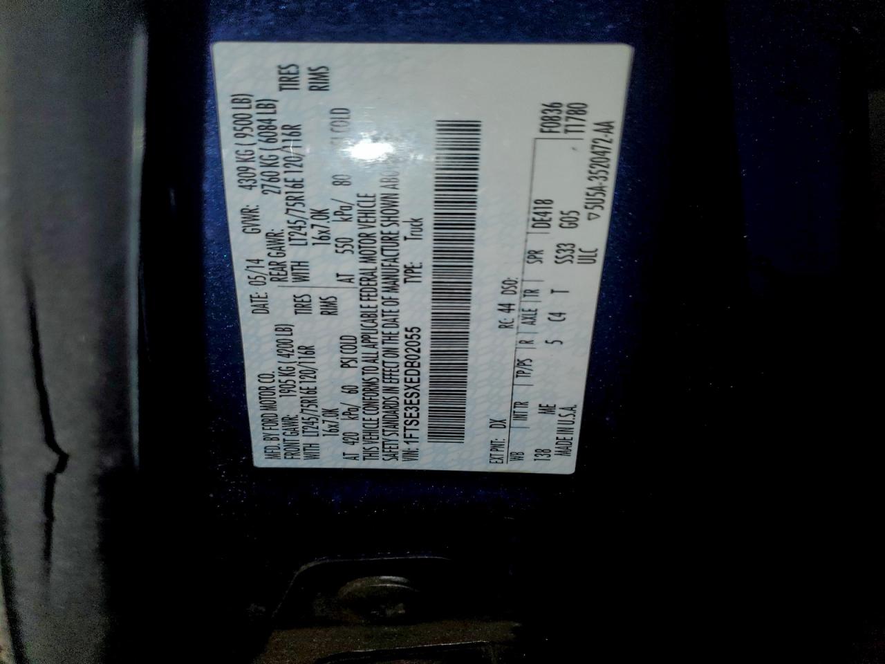 Ford Econoline E350 Super Duty Van Image 11