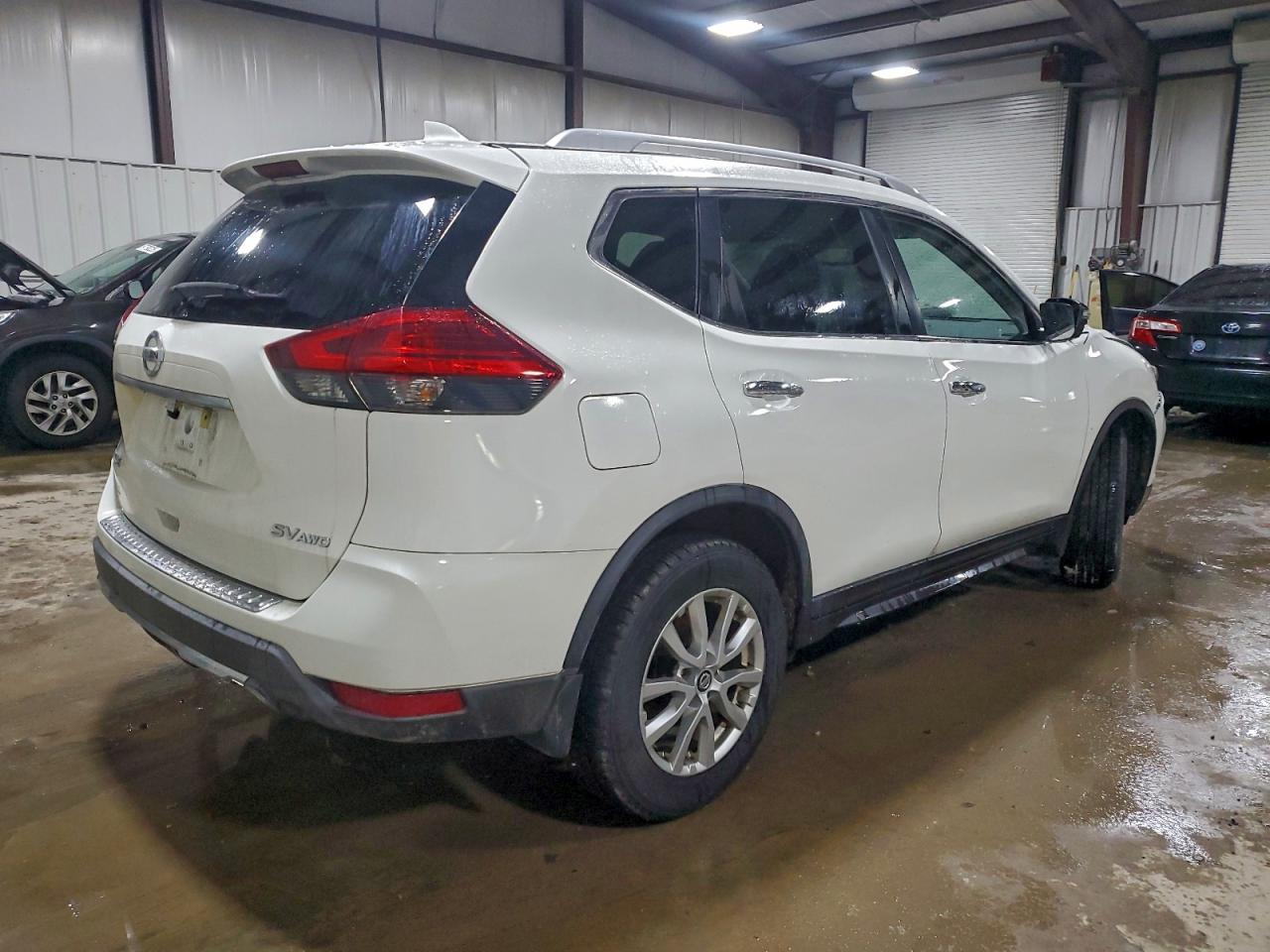 Nissan Rogue S Image 6