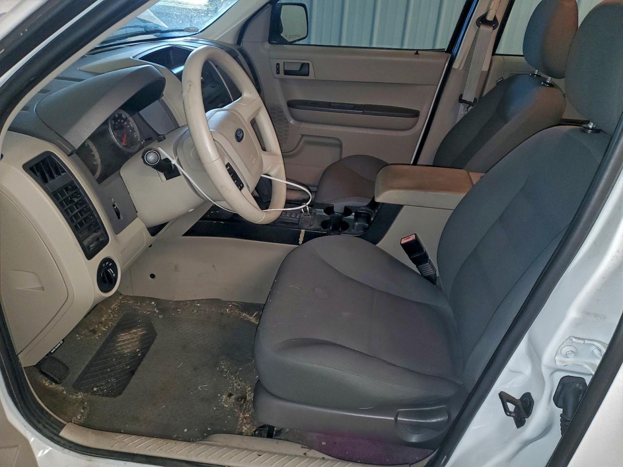 Ford Escape Xls Image 3