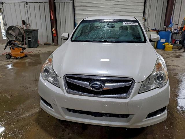 Subaru Legacy 2.5i Image 5