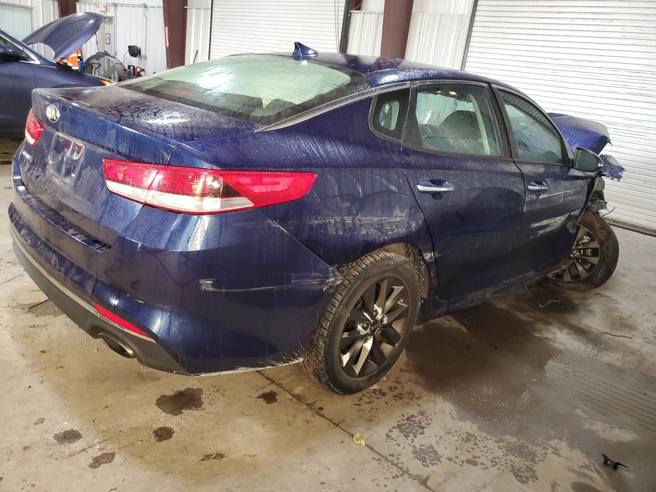 Kia Optima Lx Image 9