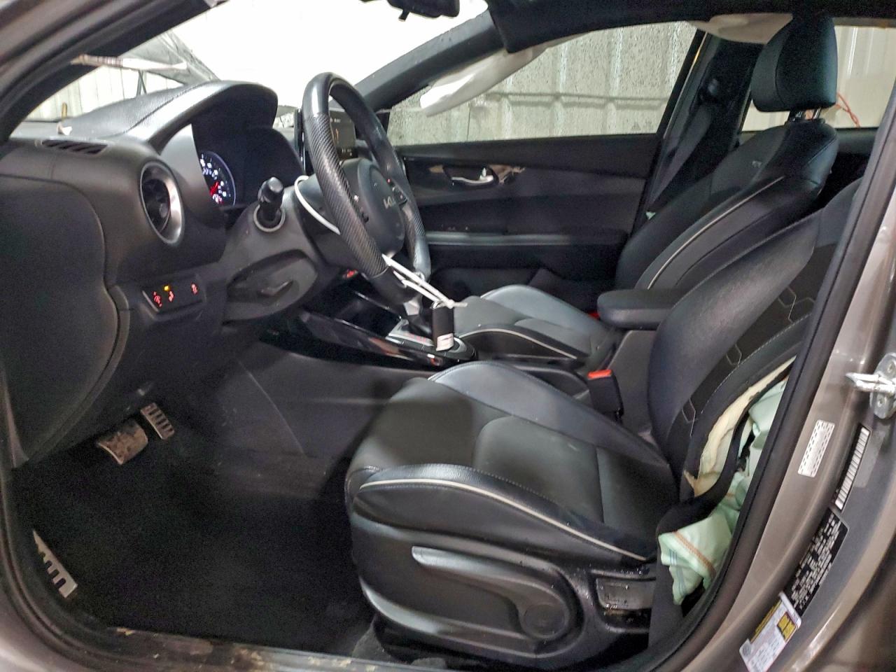 Kia Forte Gt Line Image 13