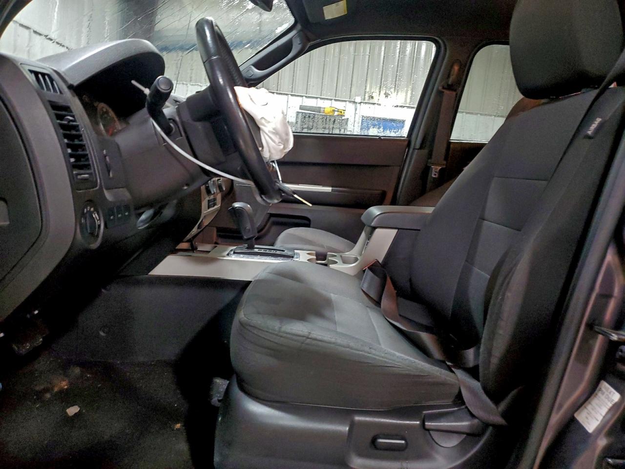 Ford Escape Xlt Image 2