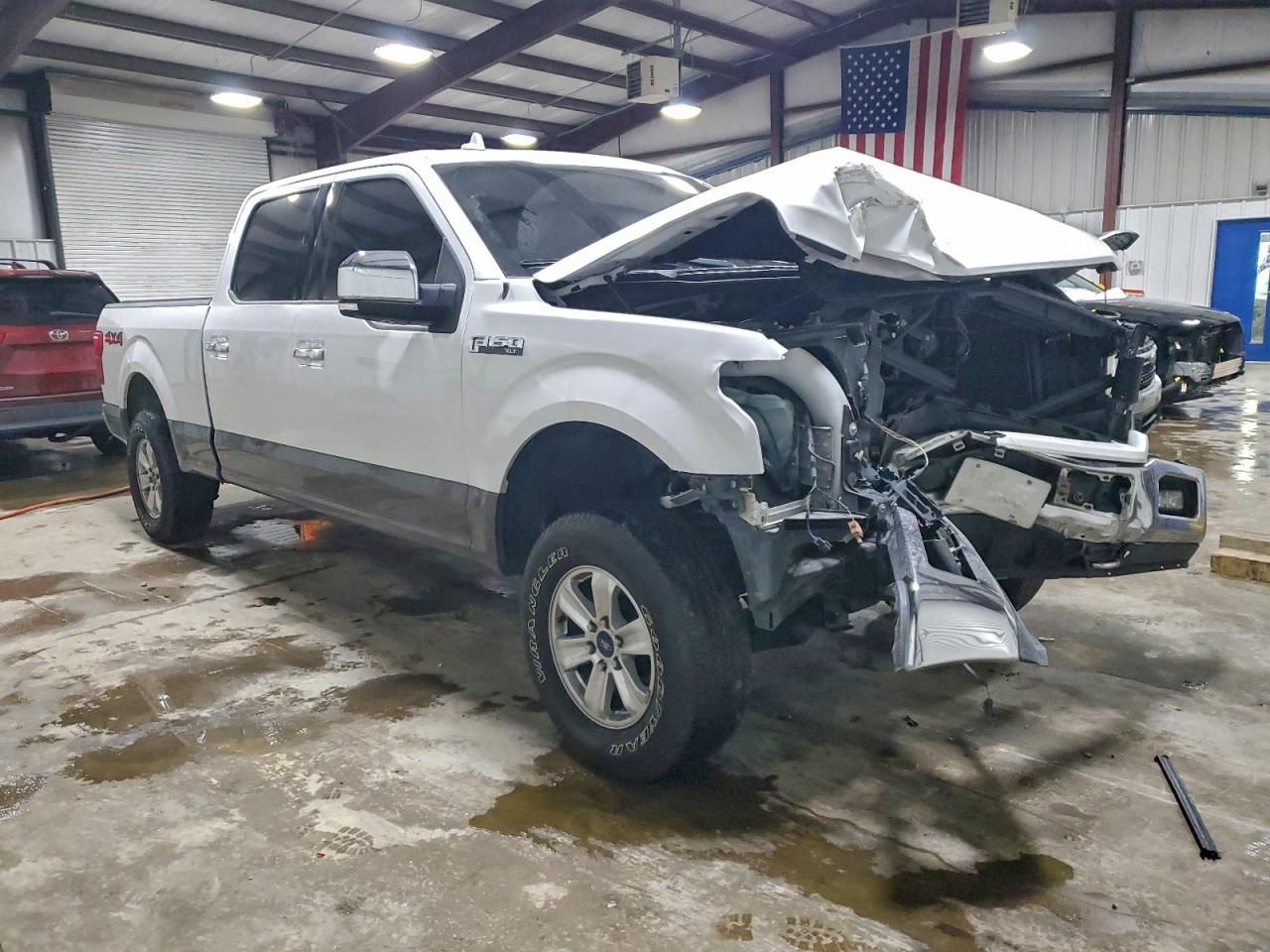 Ford F-150 Supercrew Image 2