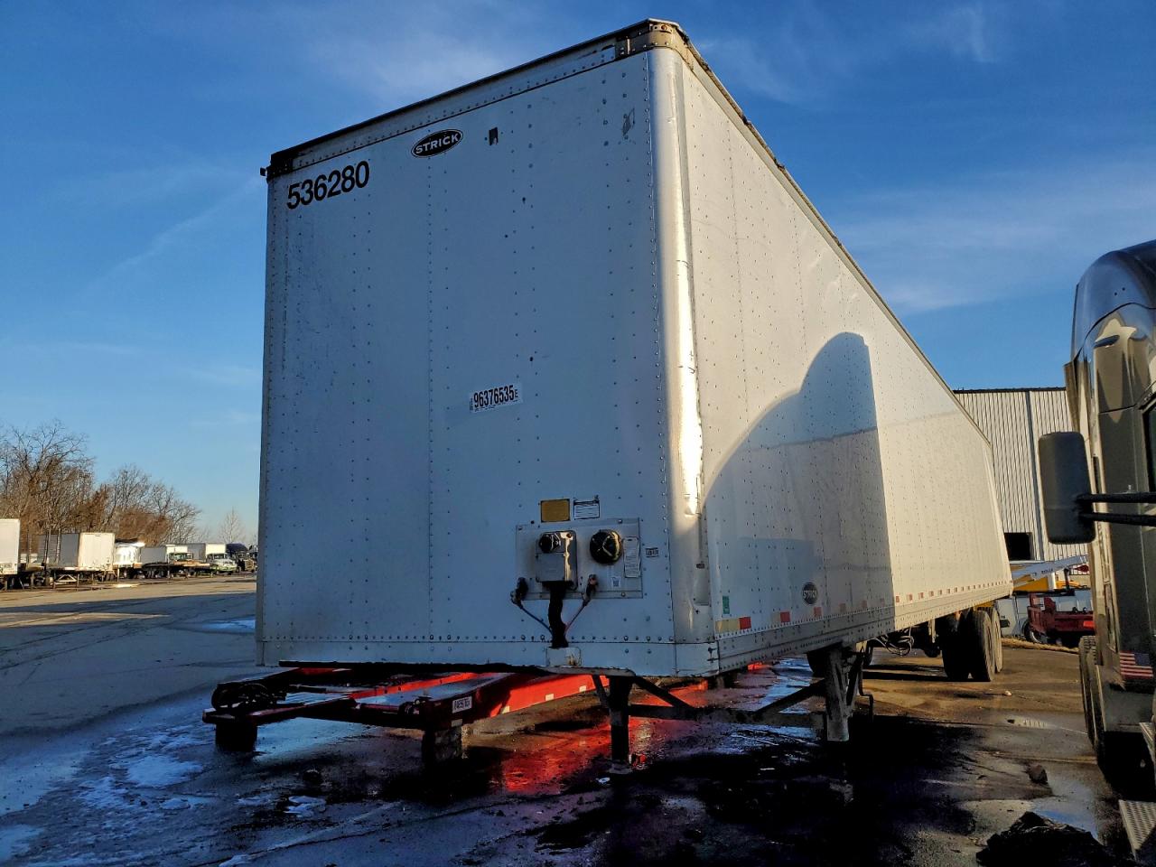 Strick Trailer Image 10