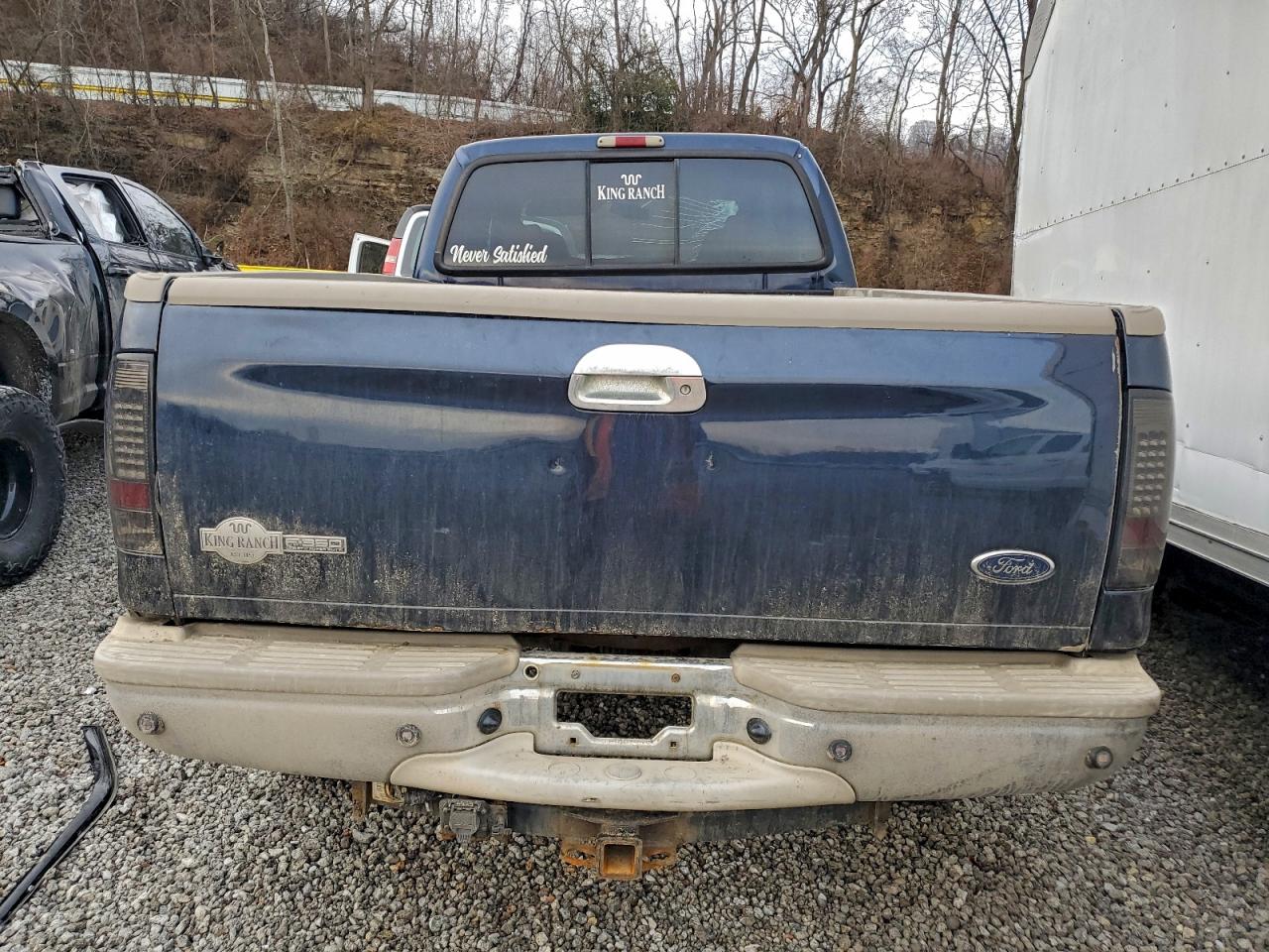 Ford F-350 Srw Super Duty Image 8