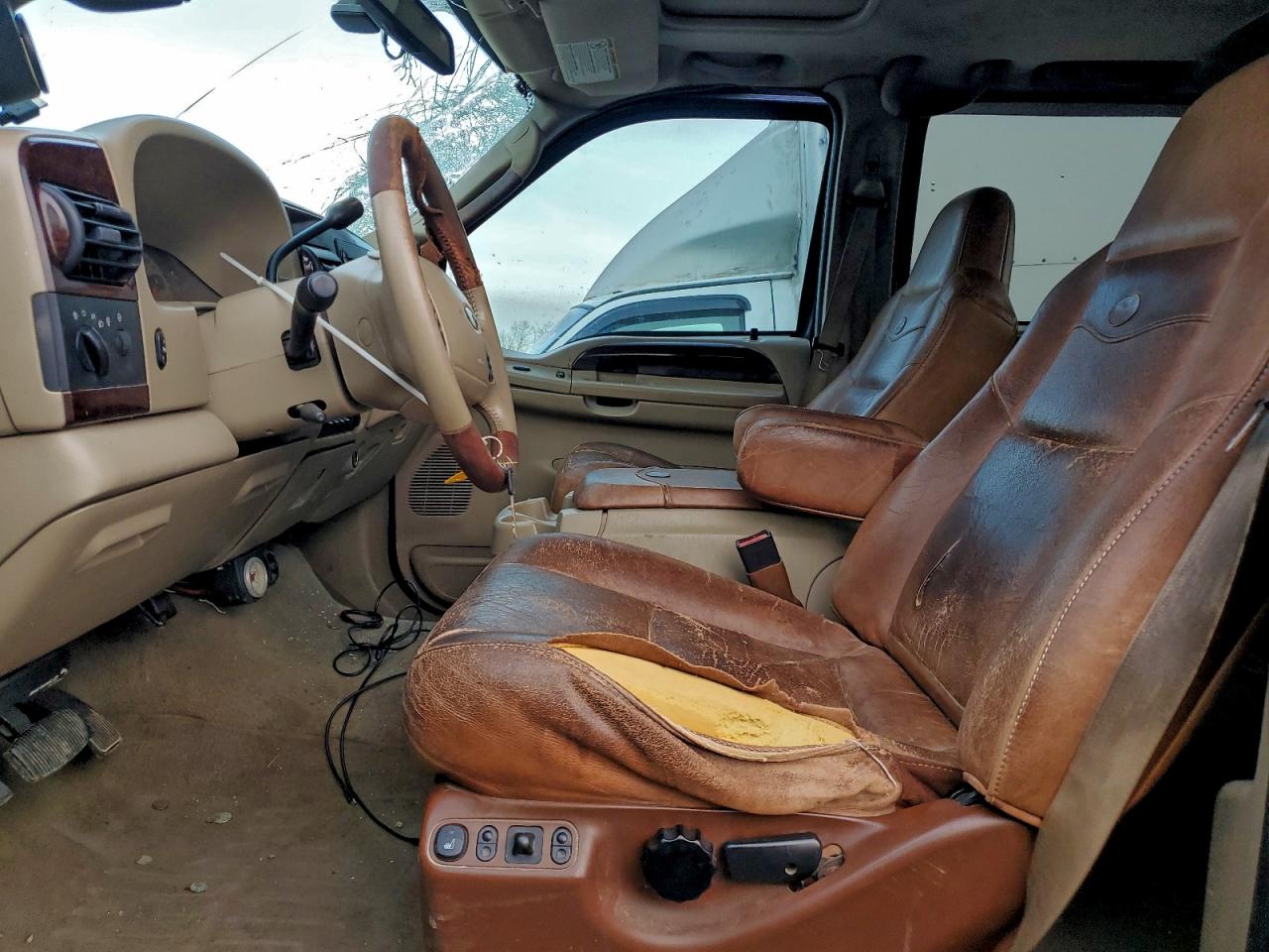 Ford F-350 Srw Super Duty Image 2