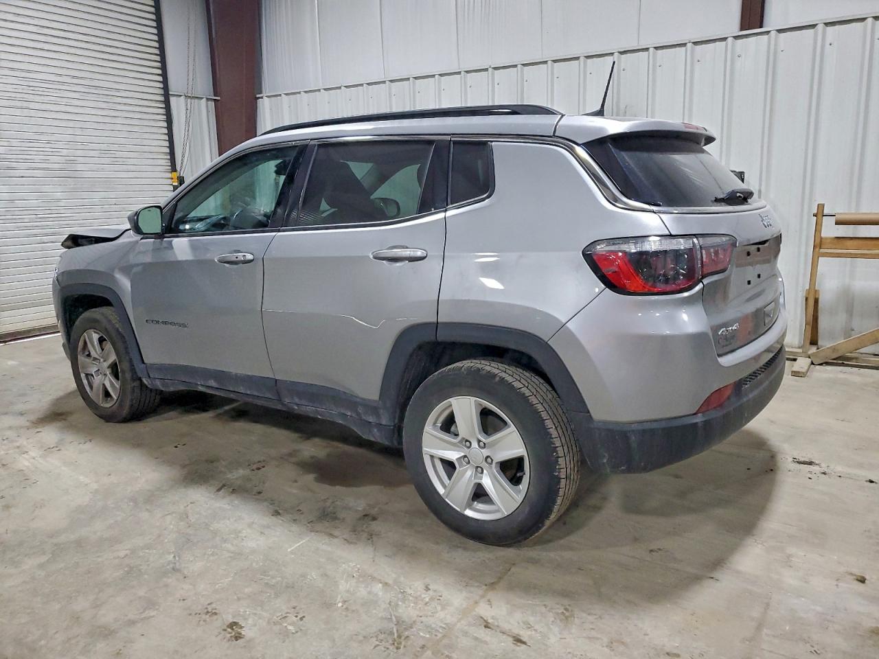Jeep Compass Latitude Image 9