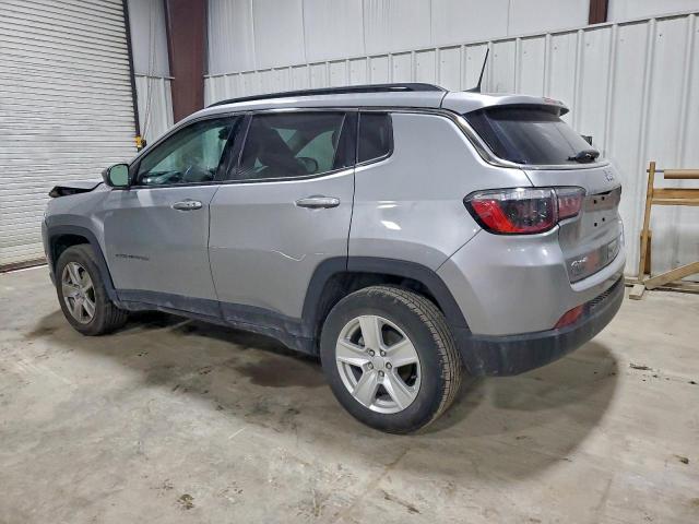 Jeep Compass Latitude Image 9