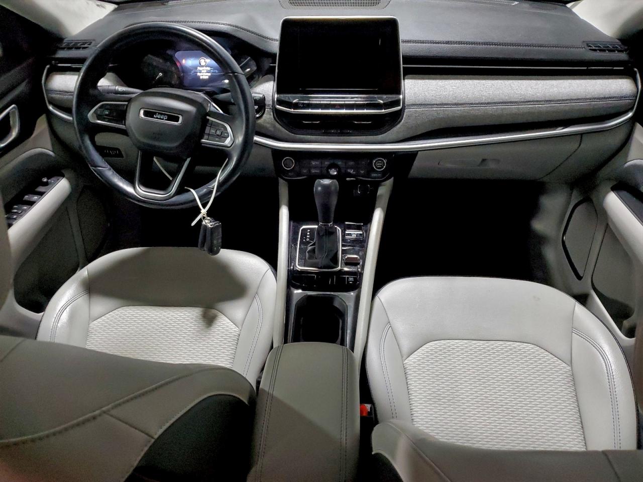 Jeep Compass Latitude Image 6