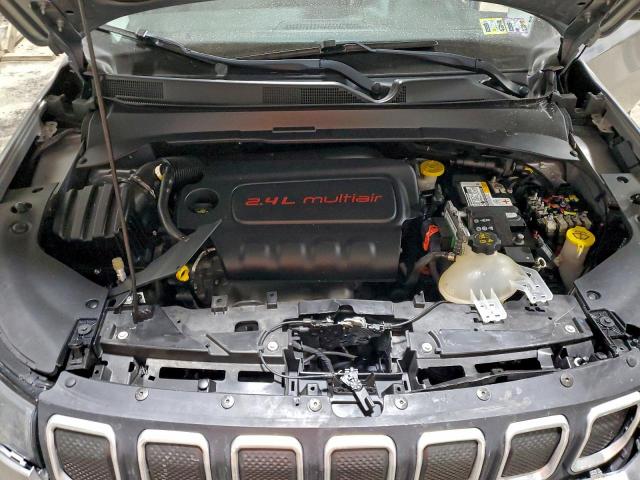 Jeep Compass Latitude Image 13