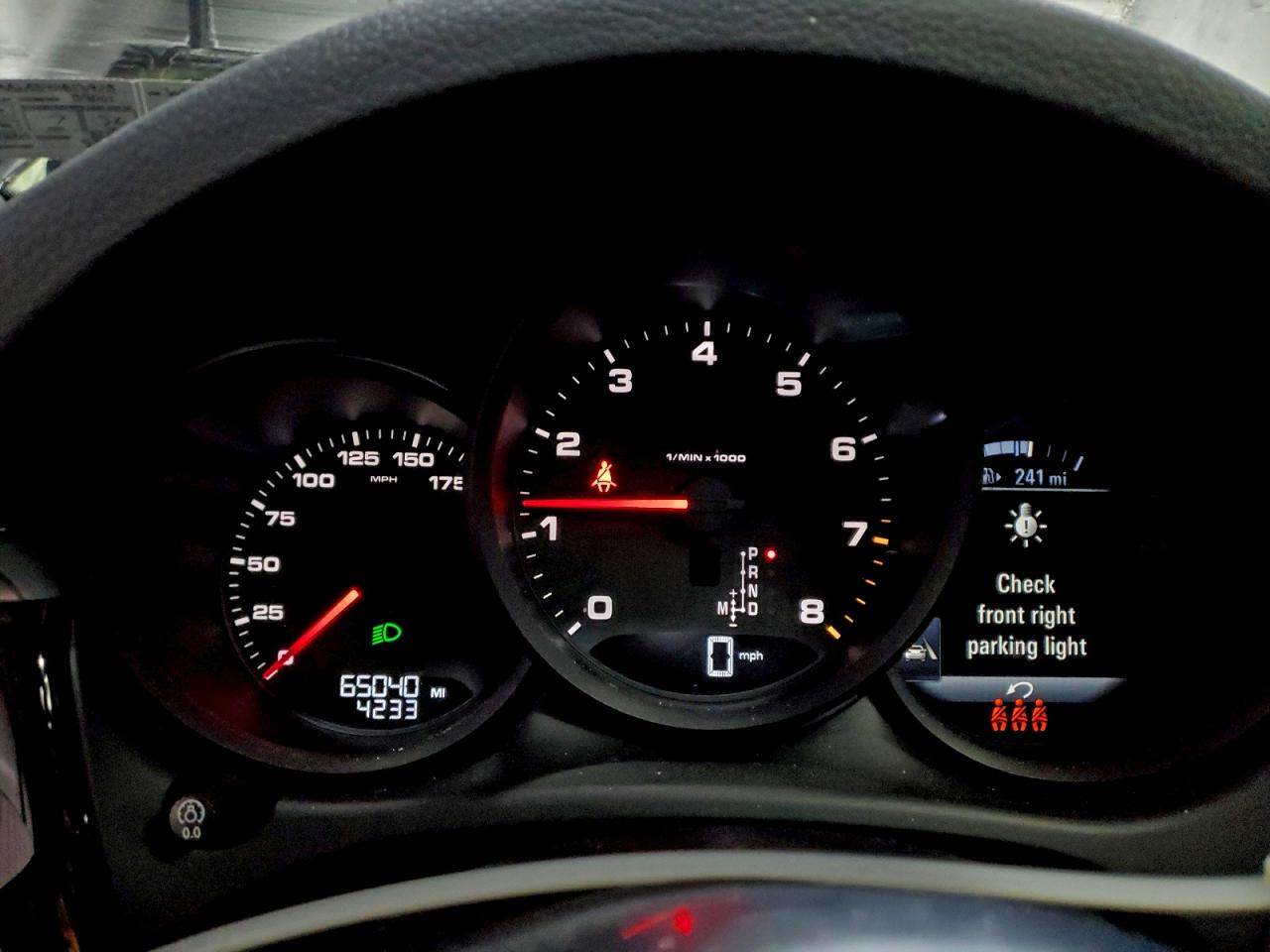 Porsche Macan Image 8