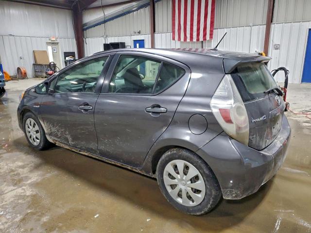 Toyota Prius Image 8