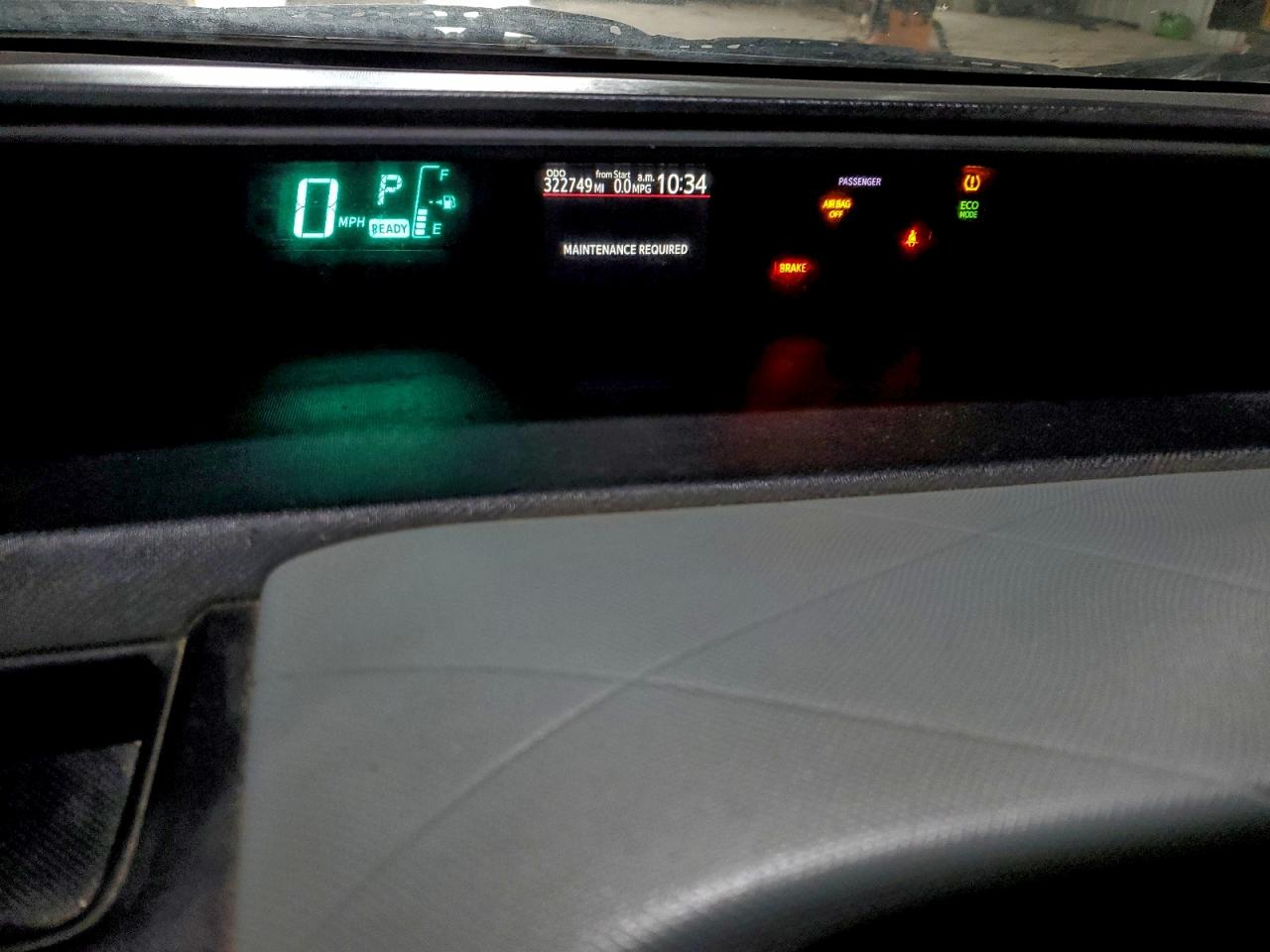 Toyota Prius Image 9