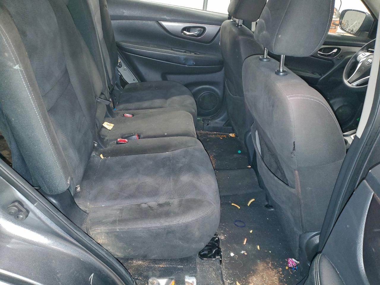 Nissan Rogue S Image 13