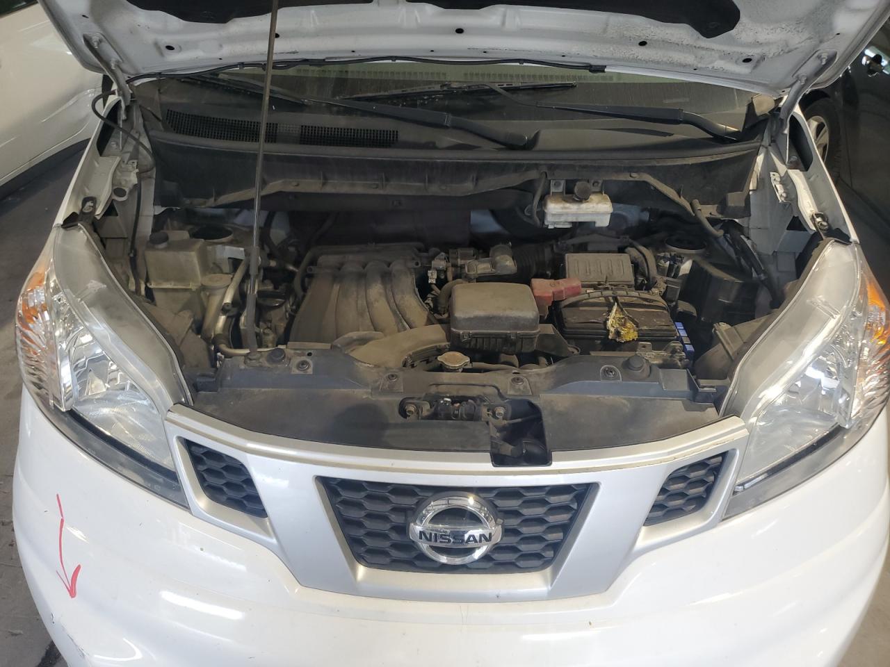 Nissan Nv 2.5s Image 10