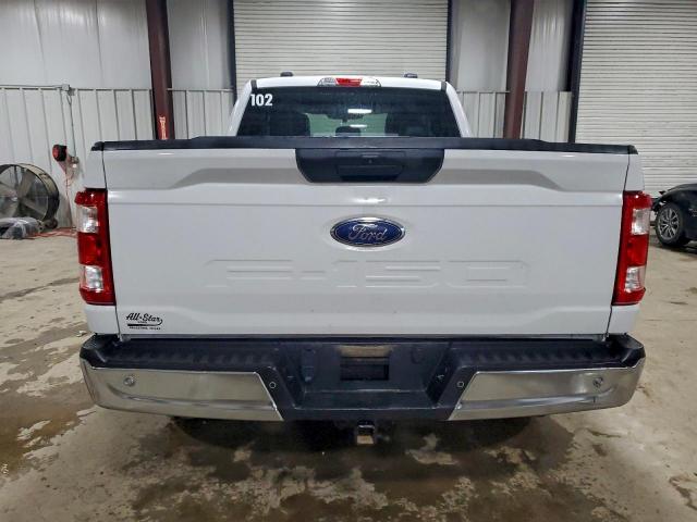 Ford F-150 Super Cab Image 12