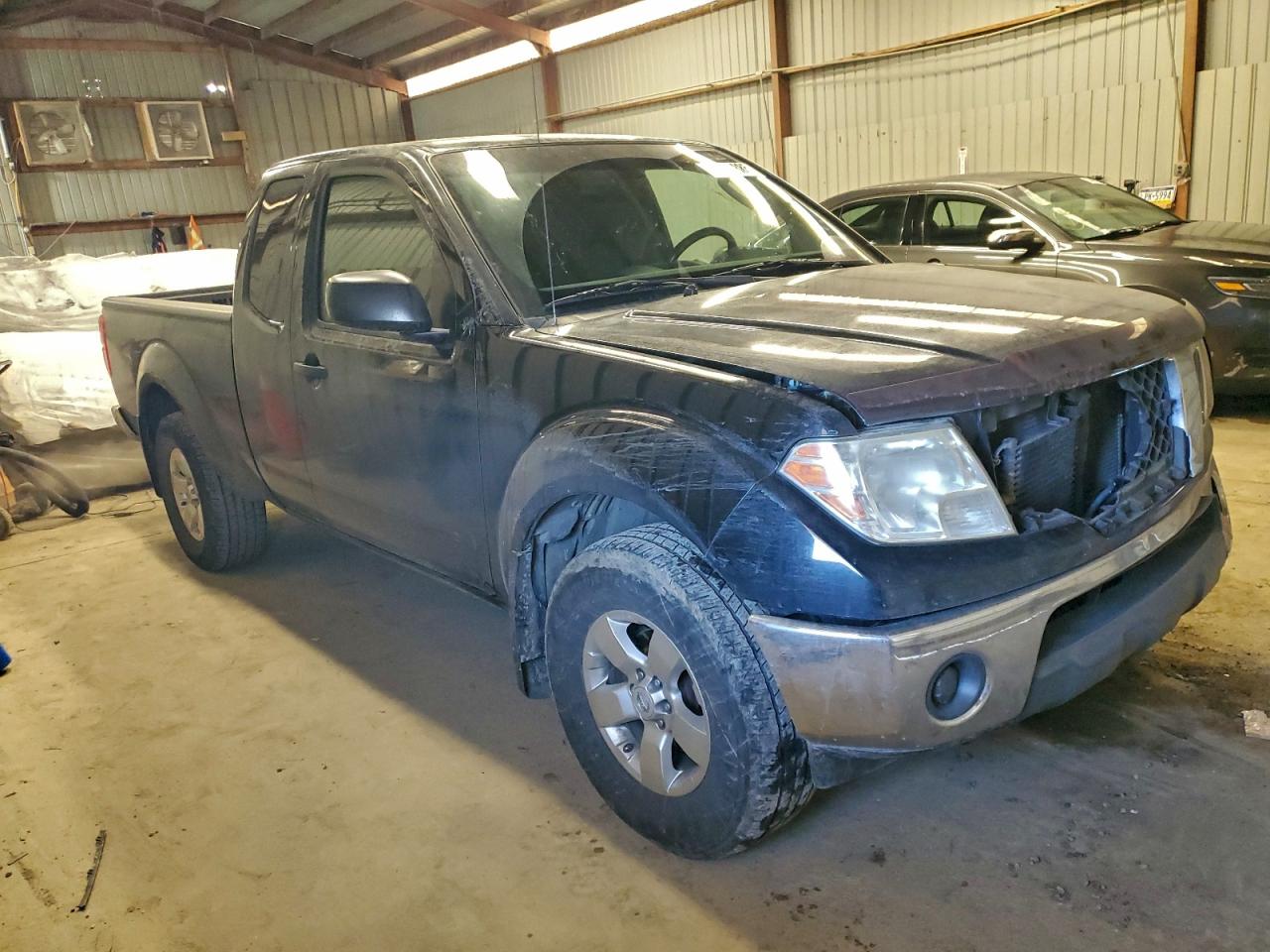 Nissan Frontier Sv Image 13